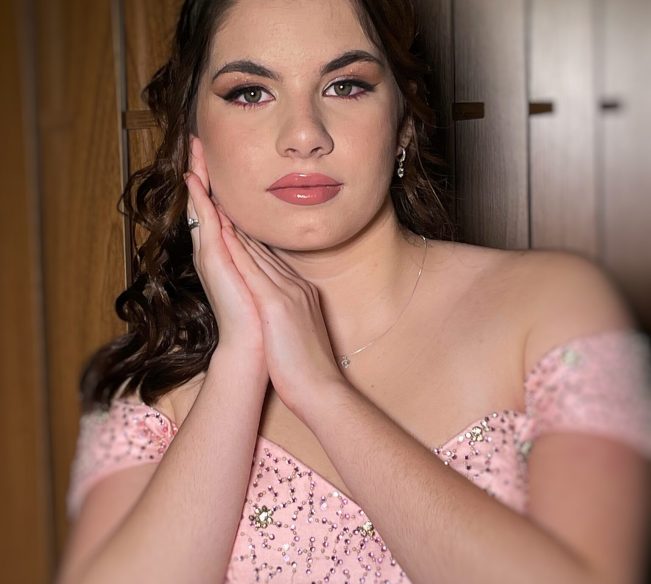 Debutante 10