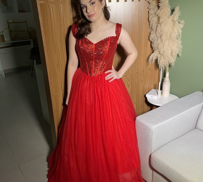 Debutante 11